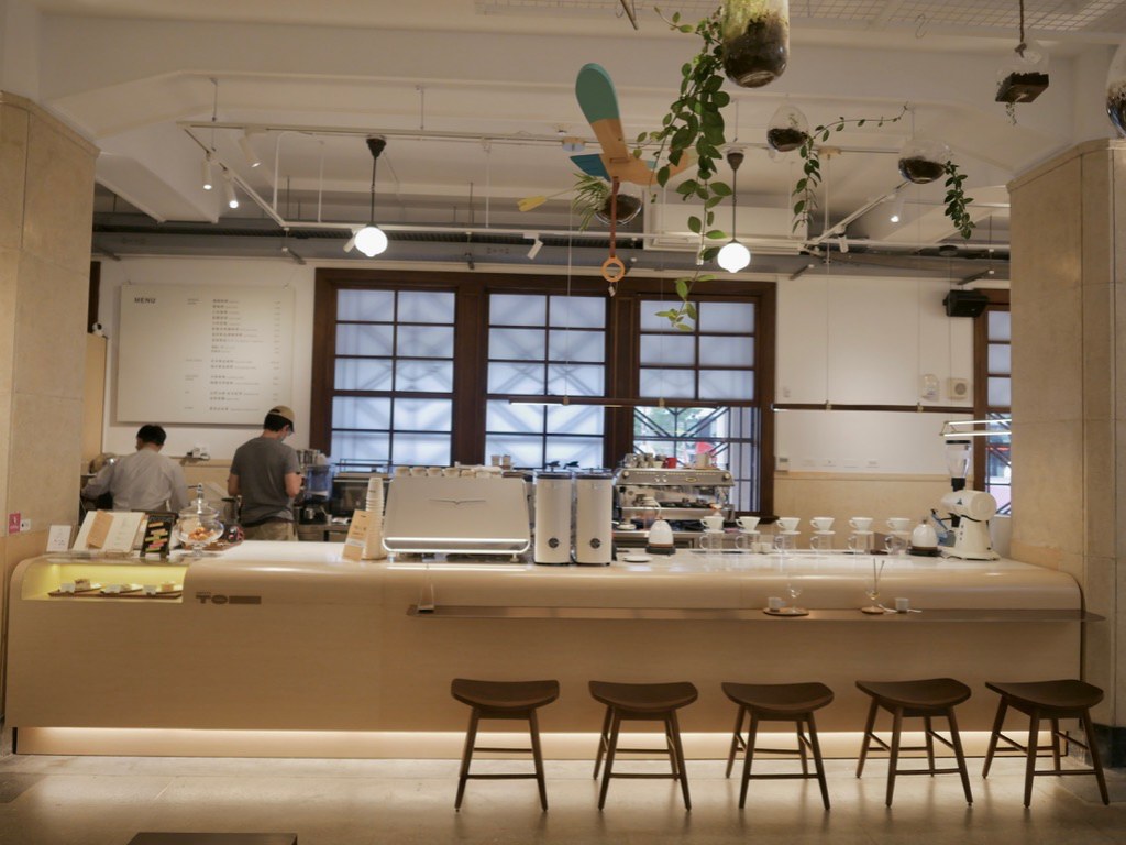 【台北車站咖啡】COFFEE TO 國家攝影文化中心咖啡廳，隱身在80年日式古蹟之中的美好咖啡廳，不限時/外帶！ @瑪姬幸福過日子