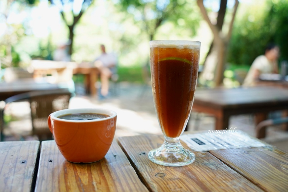 北投森林系景觀咖啡｜藝大咖啡，在樹林裡喝咖啡，眺望關渡平原，超療癒的！ @瑪姬幸福過日子