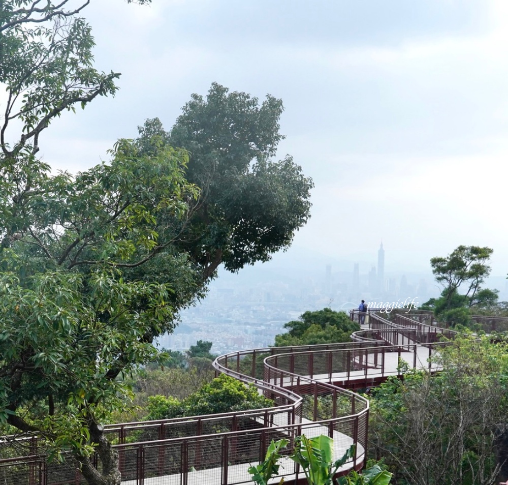 台北｜碧山露營場，80米空中步道遠眺101，台北最美景觀平台，台北隱藏版秘境。 @瑪姬幸福過日子