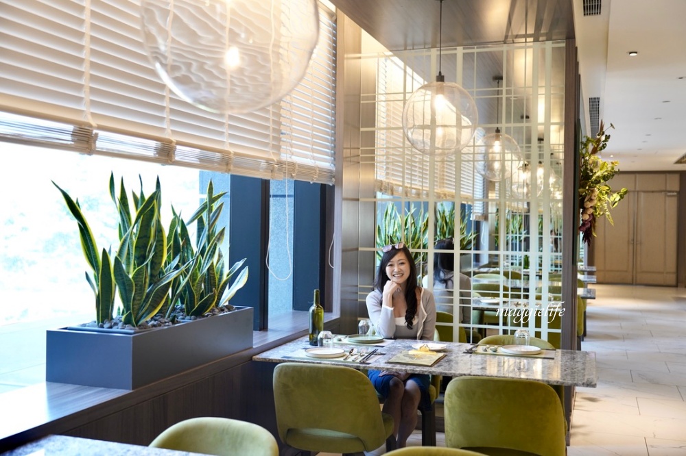 板橋凱撒 Lotus蓮花泰式餐廳新開幕，享受藍帶主廚掌廚的正宗美味，森林系網美泰式餐廳！ @瑪姬幸福過日子