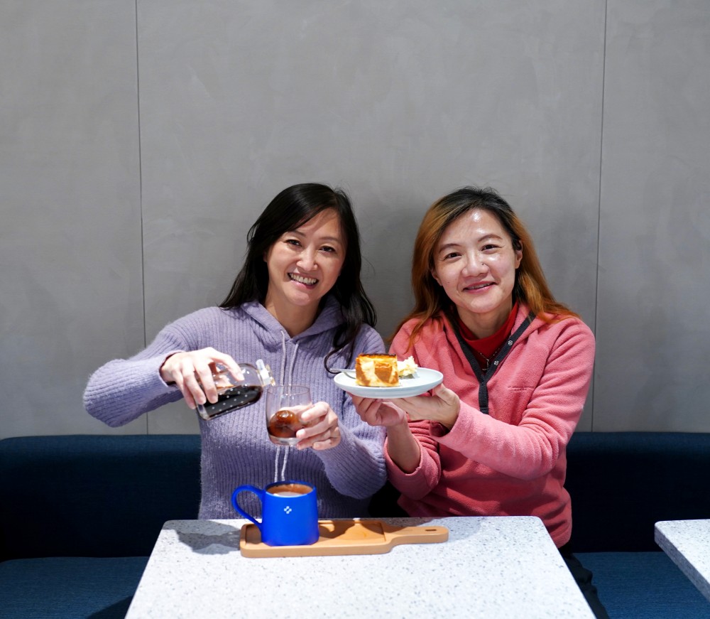 全家開咖啡廳了，台北中山Let’s Café PLUS新開幕，不限時有插座還有沙拉甜點三明治 @瑪姬幸福過日子