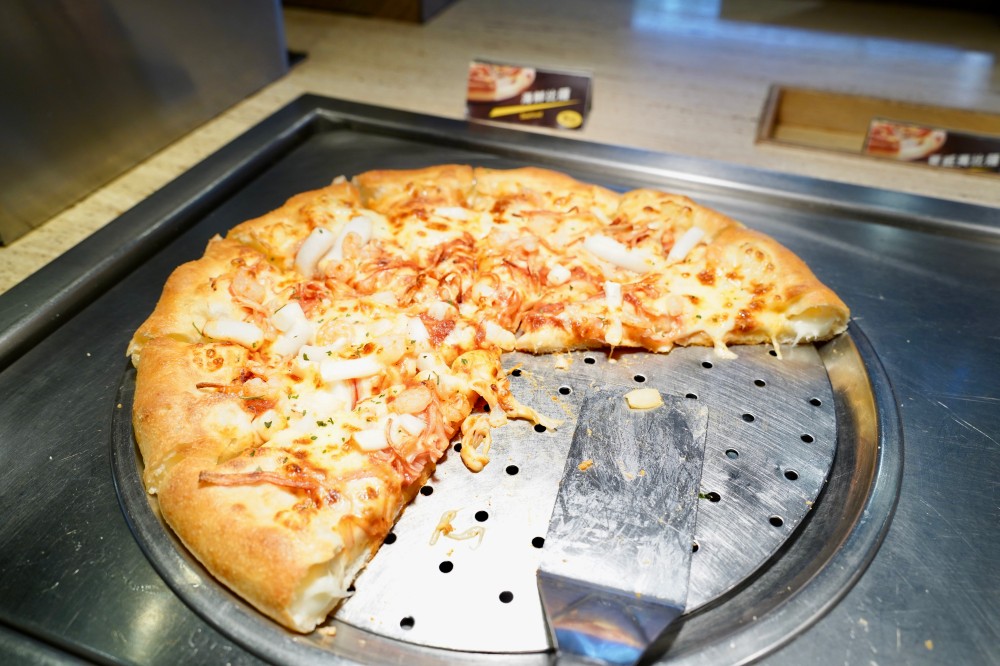 台北Pizza吃到飽｜必勝客歡樂吧只要$369,披薩,烤雞,沙拉吧,飲料吧,通通吃到飽,CP值爆高 @瑪姬幸福過日子