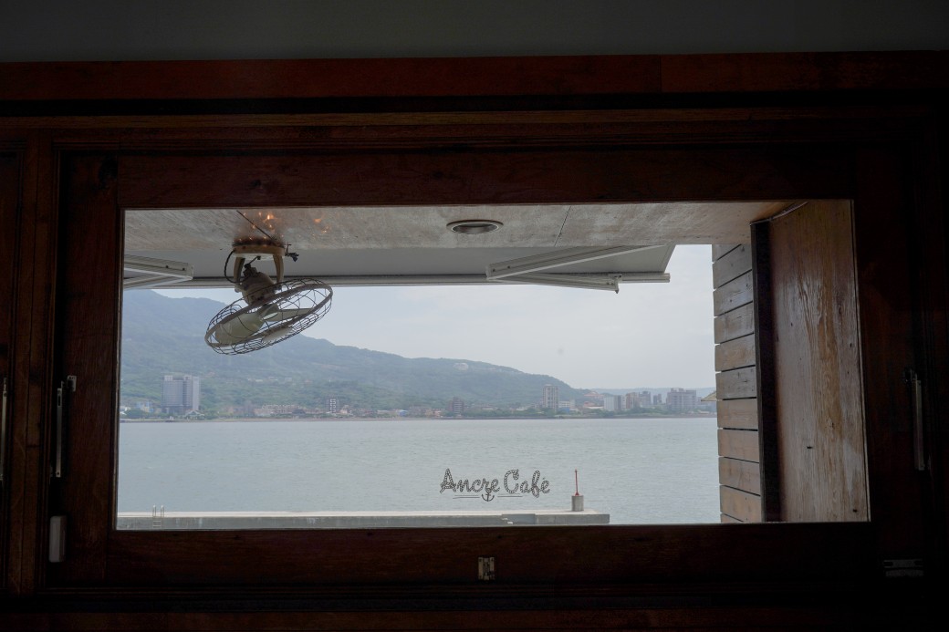 安克黑咖啡 Ancre café｜淡水河畔景觀咖啡廳，還可以看絕美夕陽，淡水約會景點 @瑪姬幸福過日子