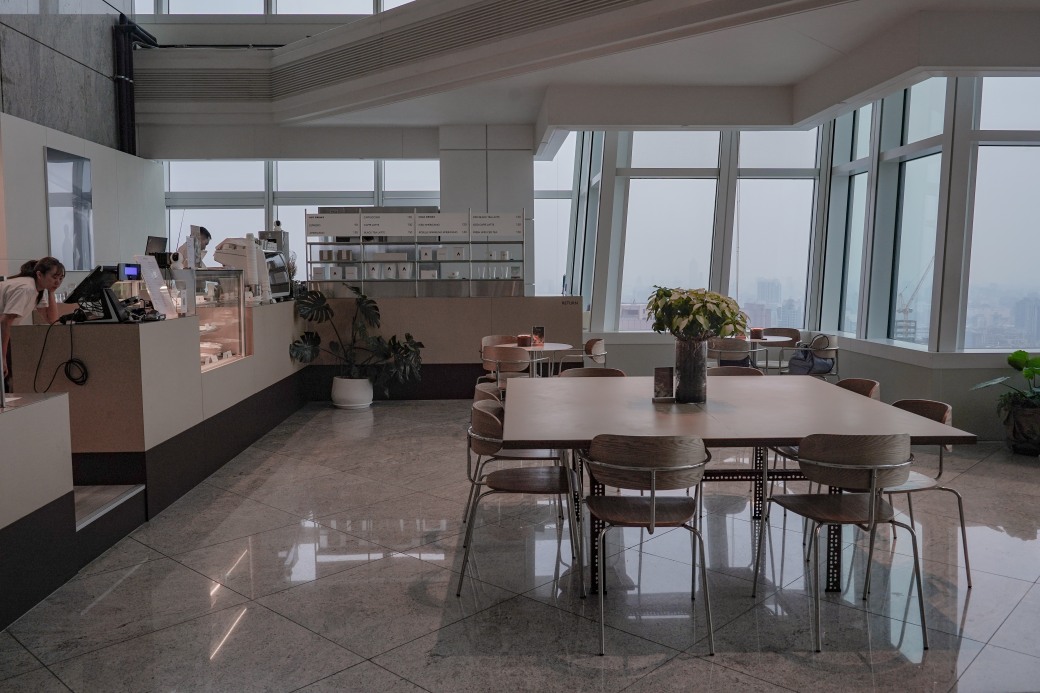 CAFE ACME在台北101開新店了，在35樓高空享用咖啡眺望台北景觀，只要90元就可以有療癒時光 @瑪姬幸福過日子