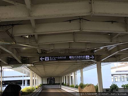 『日本沖繩自助』～沖繩機場到市區交通,到了機場。怎麼去坐電車去市區呢？ @瑪姬幸福過日子