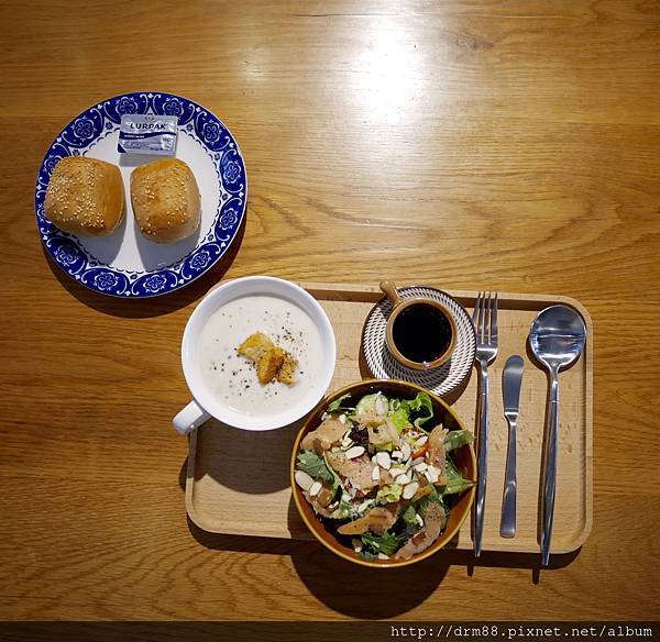 京町8號咖啡館／北門廣場旁的手沖咖啡，一個讓人放鬆的咖啡廳/喝出好咖啡 @瑪姬幸福過日子