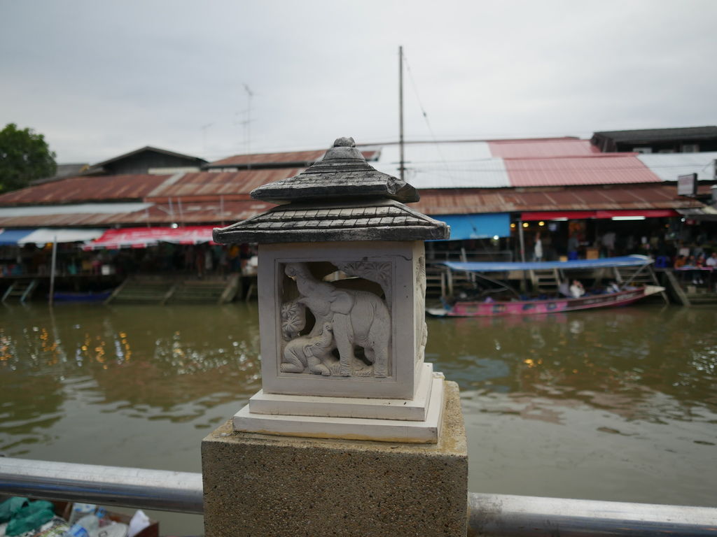 泰國｜安帕瓦水上市場，Amphawa Floating Market， 曼谷自由行必去景點，交通，螢火蟲時間 @瑪姬幸福過日子
