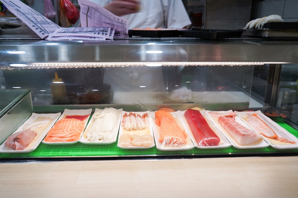 【台北東區美食】 日鑫壽司，隱藏在216巷的平價美味日本料理，握壽司必點！！！（內有菜單） @瑪姬幸福過日子