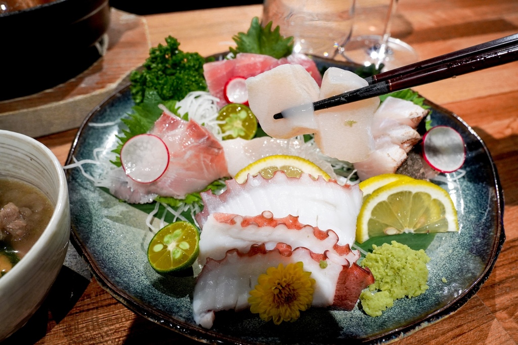 【大安區餐廳】 祝造飲sakebar，隱藏在敦化南路二段的日本料理清酒吧！一起來個微醺之夜！ @瑪姬幸福過日子